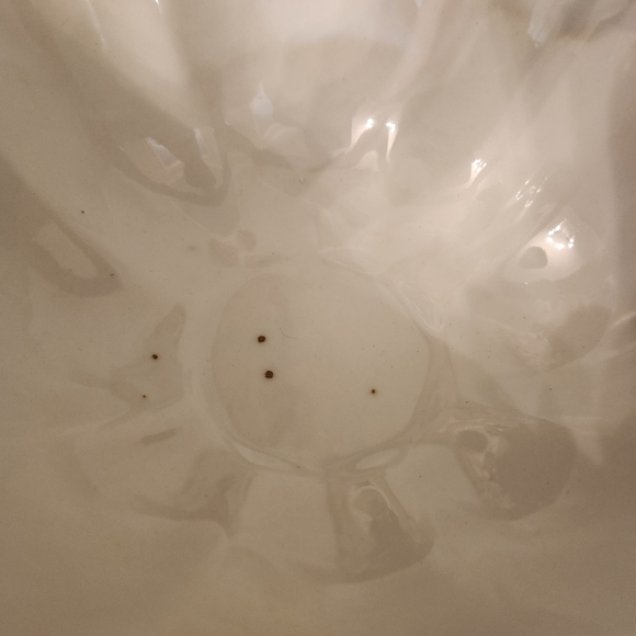 Oriental Accent Bowl with Chic Handle Asian closinssire Gold painted Floral - Picture 9 of 9